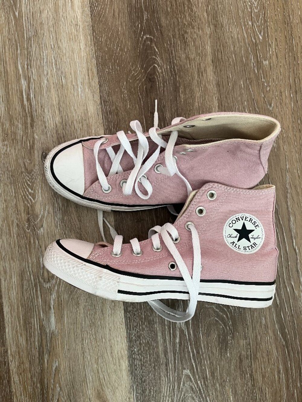 Mauve Pink High Top Classic Converse